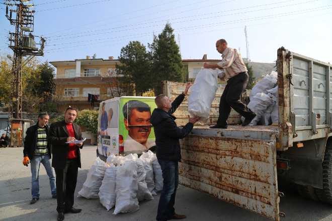 Beypazarı Belediyesi`nden 3000 Aileye Yakacak Yardımı