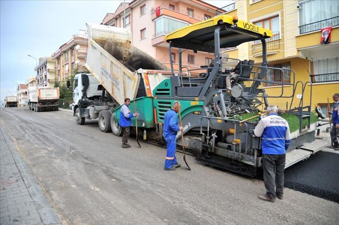 Altındağ´da Asfaltlama Çalışması Devam Ediyor
