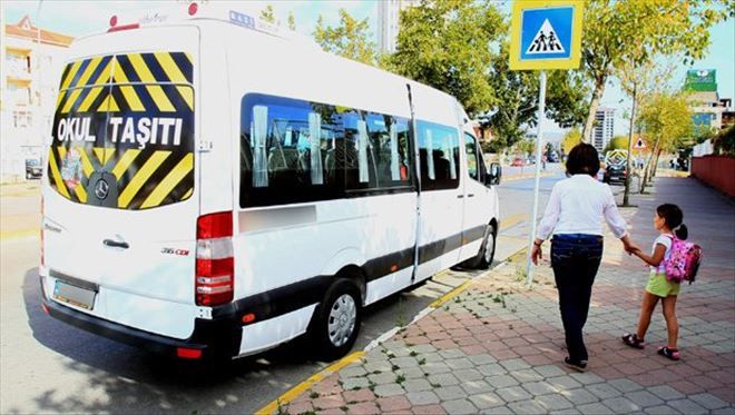 Okul servisine kameralı takip