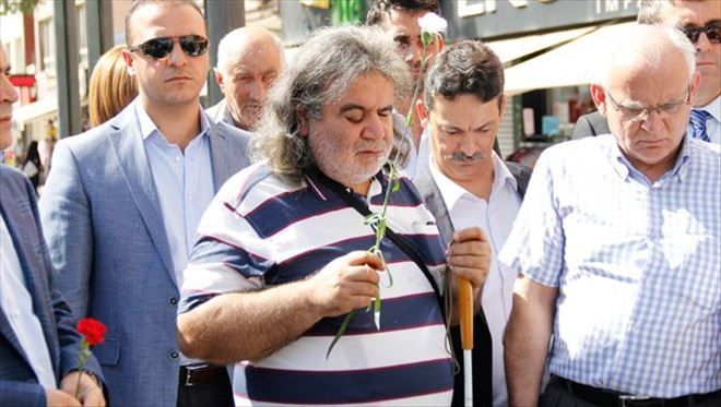 Beyaz Karanfilli Protesto