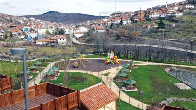 İLÇELERE HİZMET YAĞDI…
