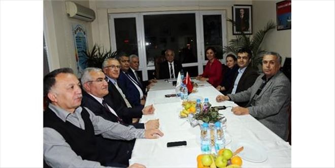 KIRŞEHİRLİLER VAKFI 2016 YILI HEDEFLERİNİ MASAYA YATIRDI
