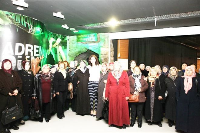 Yaşar´dan kursiyerlere yeni yıl sürprizi