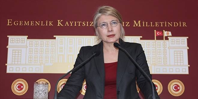İki Parti Anadolu Partisine Katıldı