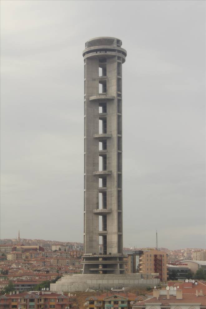 Cumhuriyet Kulesi Yıkılıyor