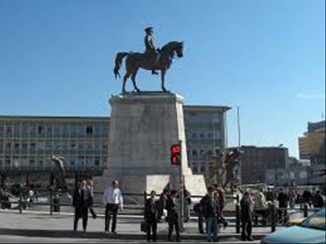 Ulus Yıkılıyor