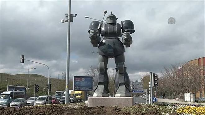 Ankaraya Robot Heykeli