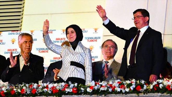 İşte Davutoğlu’nun Balkon Konuşması
