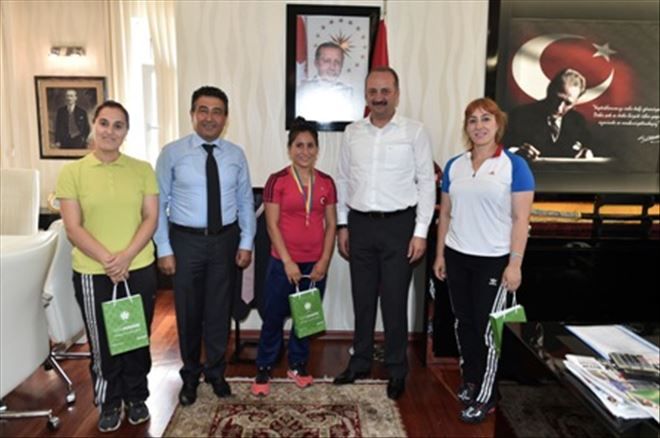 Avrupa Şampiyonu Gamze´nin hedefi büyük