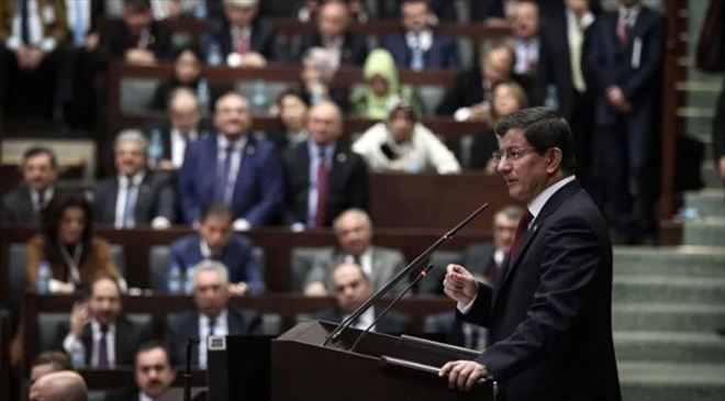 AKP´de Üç Dönem Paniği