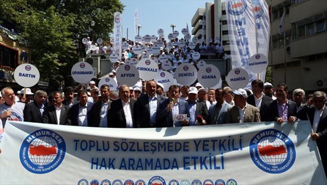 Memurlarla Hükümet Toplu Sözleşme Masasına Oturuyor
