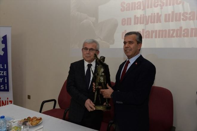 EĞİTİM İSTİHDAM İŞBİRLİĞİ PROTOKOLÜ İMZALADI   