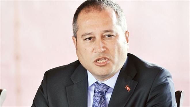  İçeride kendini kesip yiyen var