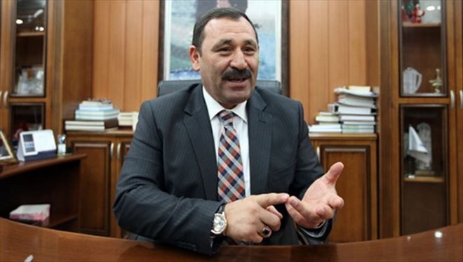 Demirel´in TOKİ çıkışı