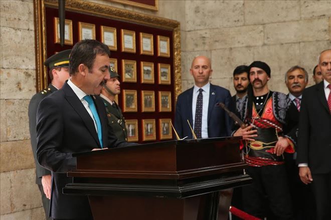 Angaralılar Anıtkabir´i Ziyaret Etti