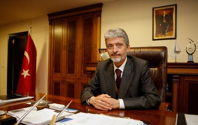 BAŞKAN TUNA YİNE ZİRVEDE ???