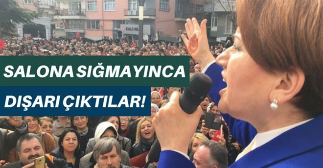 Meral Akşener el feneriyle geldi
