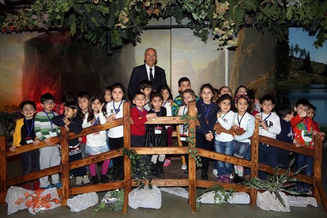 Evrensel Değerler Bilim Merkezi görücüye çıktı