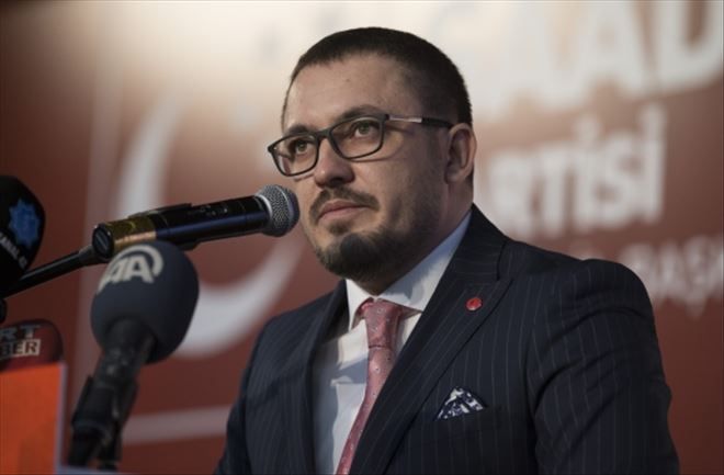 Saadet Partisi´nde kan değişimi.