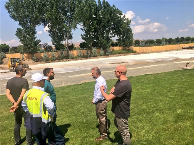 Ertürk yenilenen stadyumda incelemelerde bulundu