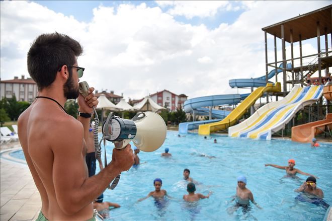 Çocukların Gözdesi Karapürçek Su Parkı