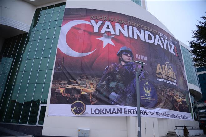  KAHRAMANKAZAN MEHMETÇİĞİN YANINDA