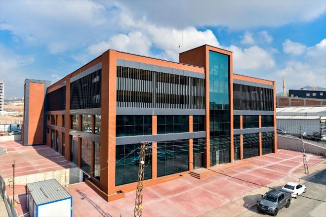 Altındağ Belediyesi ilçeye bir kapalı otopark kazandırdı
