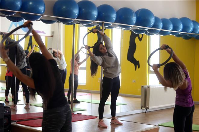 Yenimahalleli kadınlar pilatesle form tutuyor