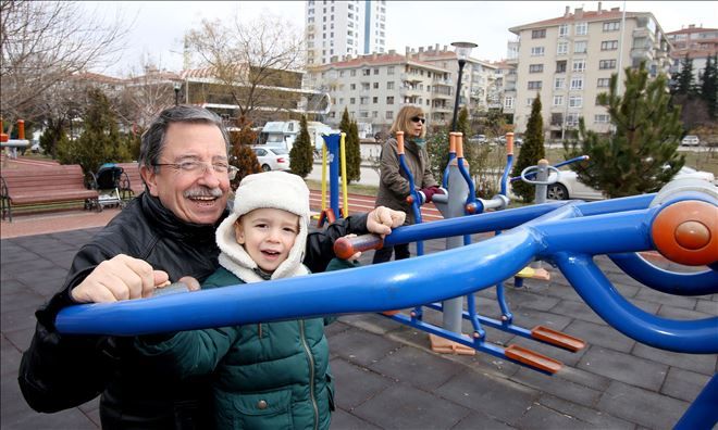 ÇANKAYA PARKLARINA BAKIM ONARIM