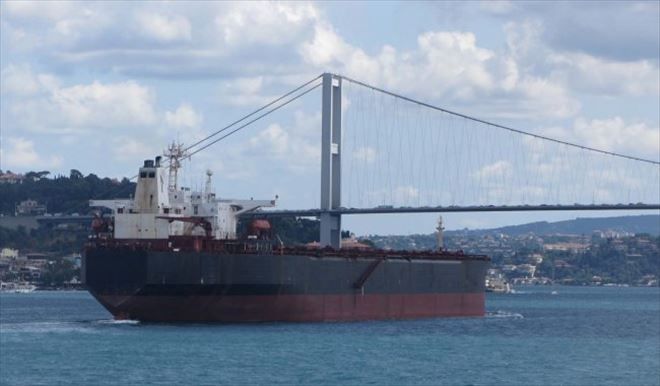 GEÇEN YIL BOĞAZDAN 42 BİN 978 GEMİ GEÇTİ