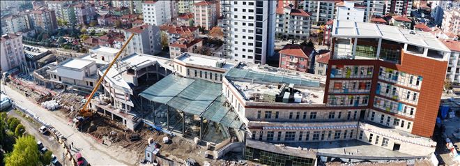 Karşıyaka Pazarı yaza açılıyor