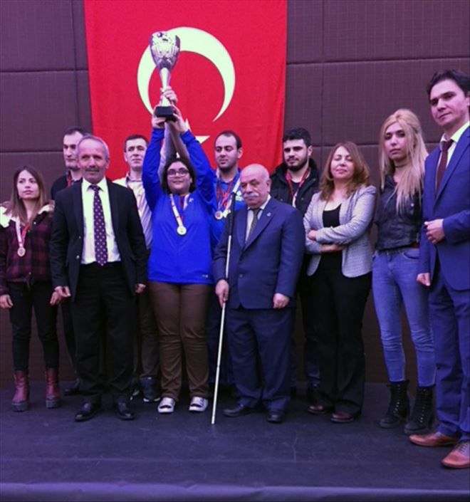 ÇANKAYALI KASPAROVLAR YİNE ŞAMPİYON