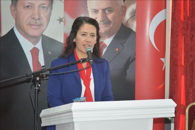 KADIN KOLLARI EMİN ELLERDE