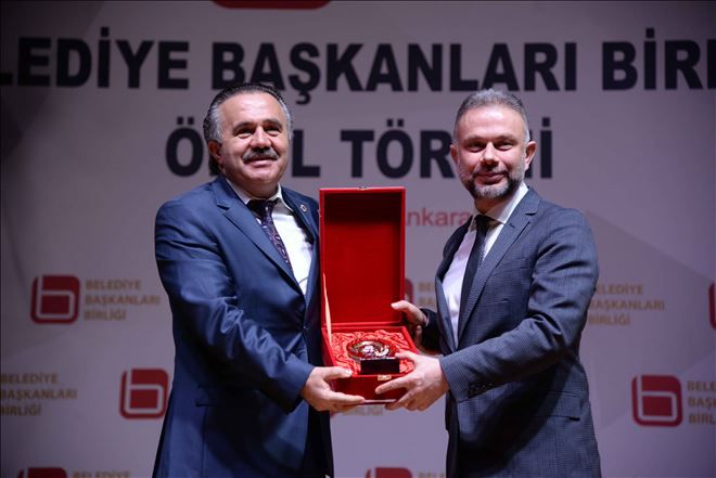 Ertürk´e iki ödül birden