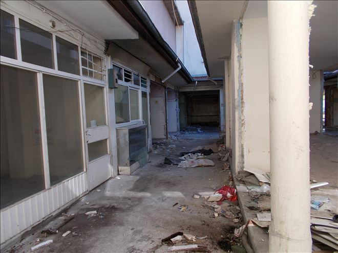 HANLARÖNÜ MEYDAN GENİŞLETME ÇALIŞMALARI BAŞLADI