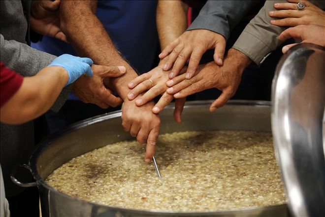 Yaşar, canlarla aynı sofrada buluştu.