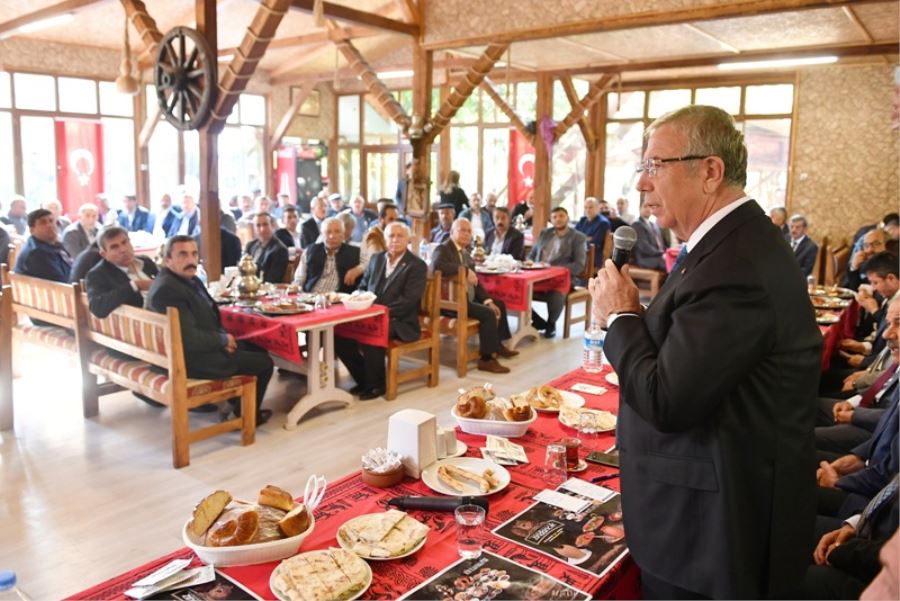 BAŞKAN YAVAŞ İLÇE ZİYARETLERİNDE…