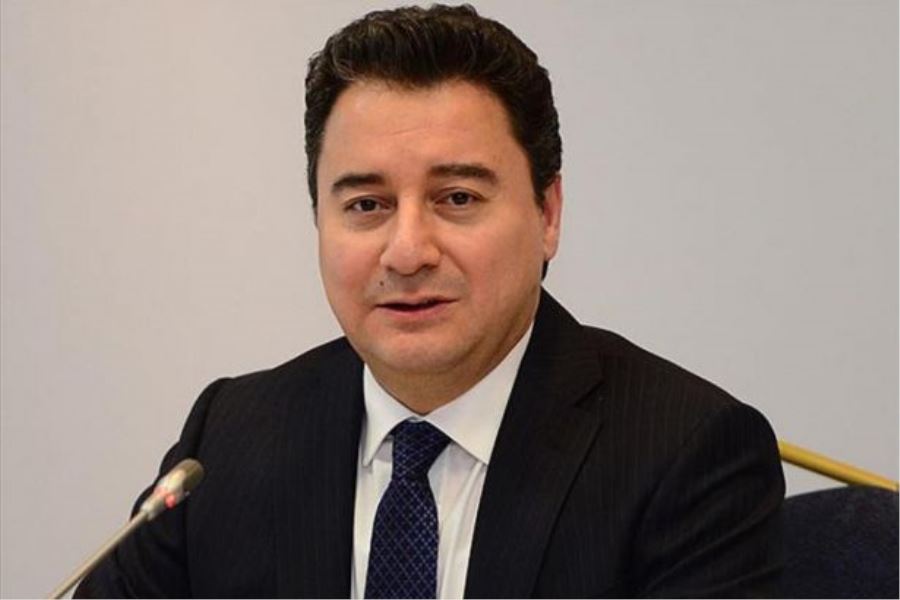 Ali Babacan: Memlekete baktıkça içim kan ağlıyor