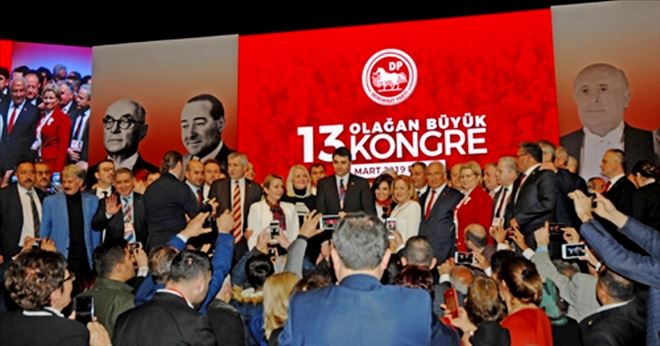 UYSAL, YENİDEN DEMOKRAT PARTİ GENEL BAŞKANI SEÇİLDİ