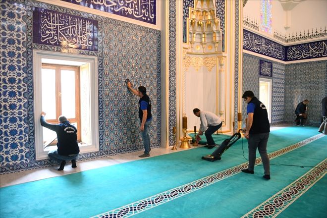 RAMAZAN ÖNCESİ BAŞKENT CAMİLERİNDE TEMİZLİK SEFERBERLİĞİ