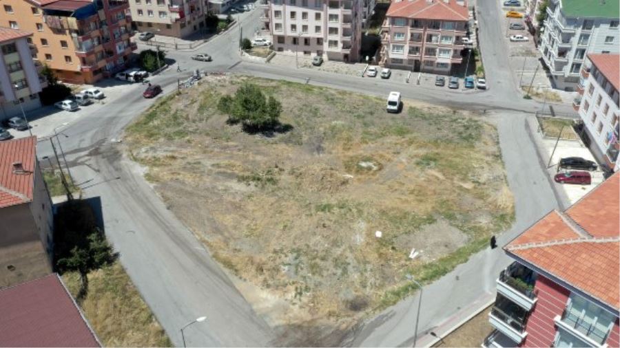 ALTINDAĞ’A 8 YENİ PARK