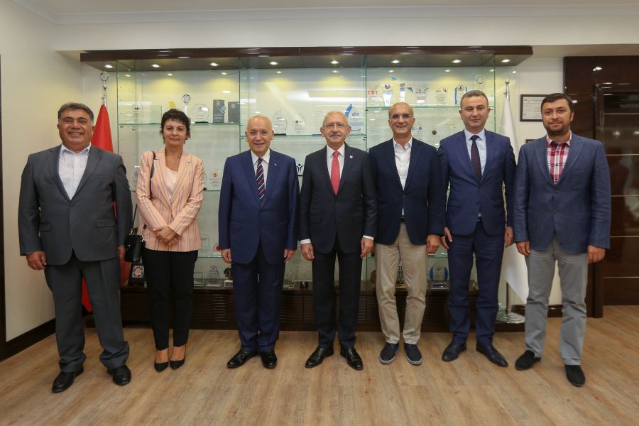 Kılıçdaroğlu’ndan Yenimahalle’ye sürpriz ziyaret