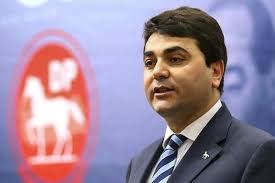 “Türkiye’de esnaflarımız entübe olmuştur, nefes alamaz haldedir”        