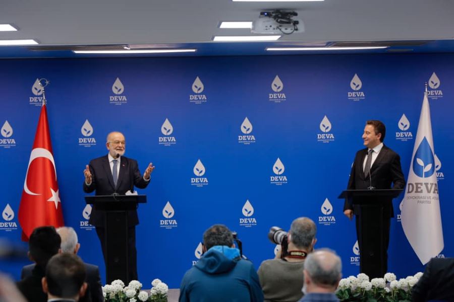 Karamollaoğlu  DEVA Partisine dostluk ziyareti 