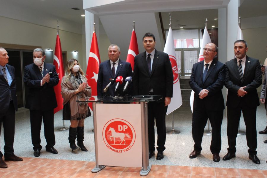 Enginyurt Demokrat Parti’ye resmen katıldı.