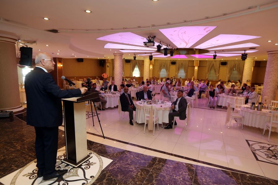Başkan Yaşar muhtarlarla buluştu