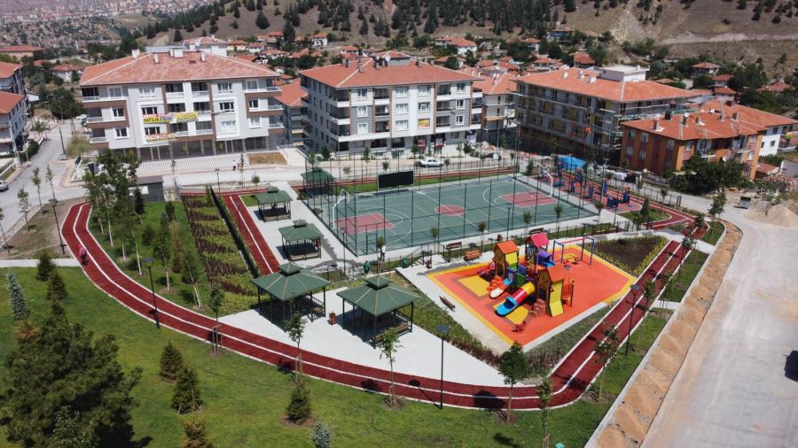 ALTINDAĞ’A YENİ PARKLAR