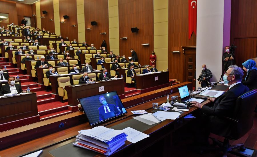 YAVAŞ: “NAMUSLU İNSAN DEDİKODU YAPMAZ, VARSA BİR BİLDİĞİ SAVCILIĞA GİDER”