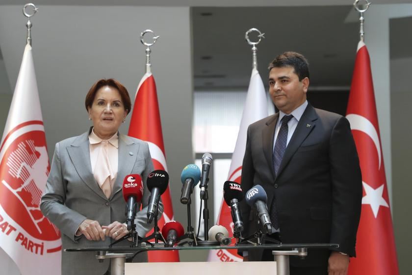 Akşener