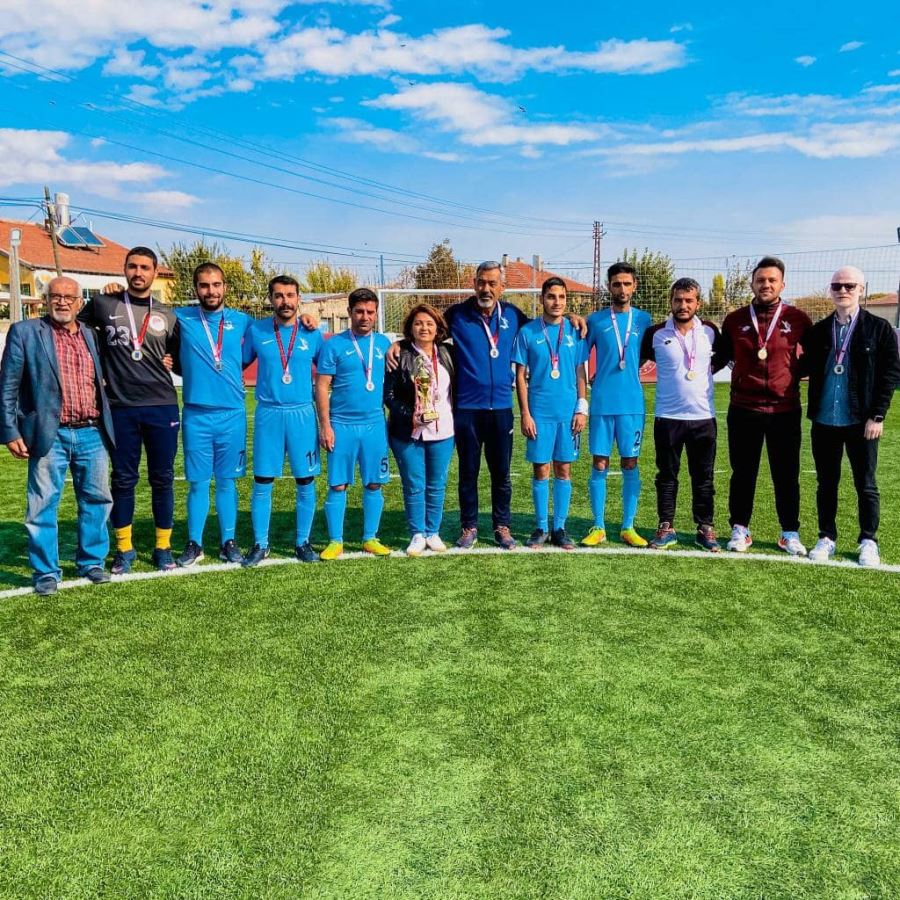 Yenimahalle’nin engel tanımayanları Süper Lig’e yükseldi